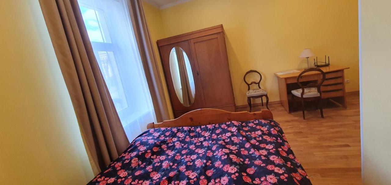 Hot Riga Ernestines Iela 7-1 Enjoy The Feel Of Home And History! Екстериор снимка